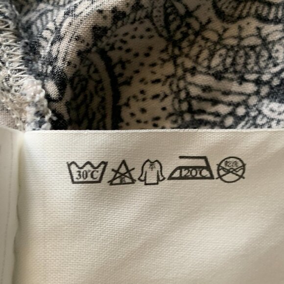 AF Abercrombie & Fitch Halter Neck Floral Skater Dress Sz L Black & White 134H - Picture 11 of 11